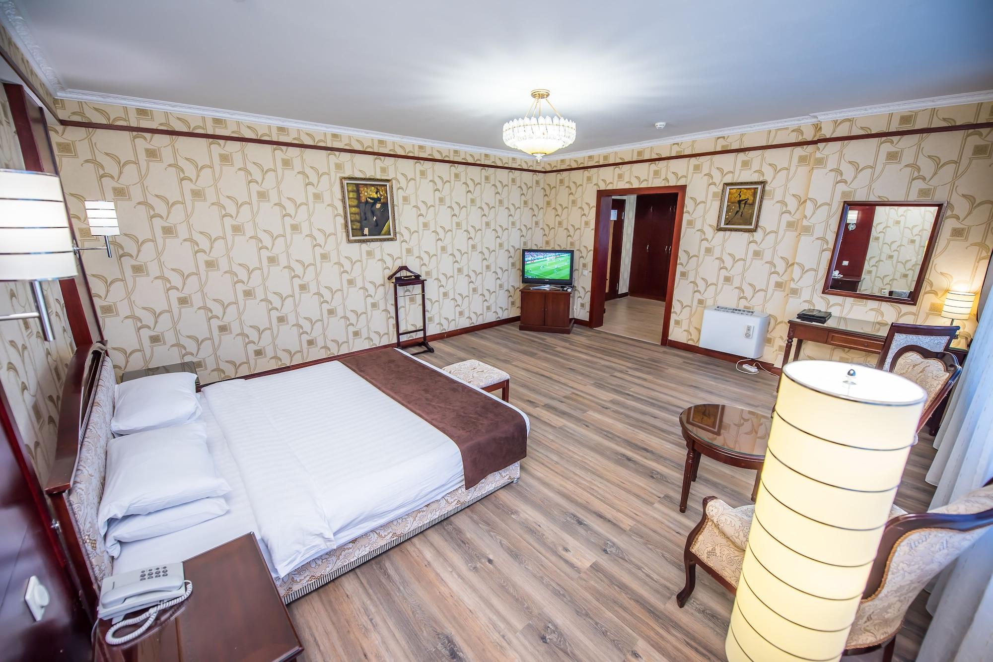Hotel G Empire à Astana Extérieur photo