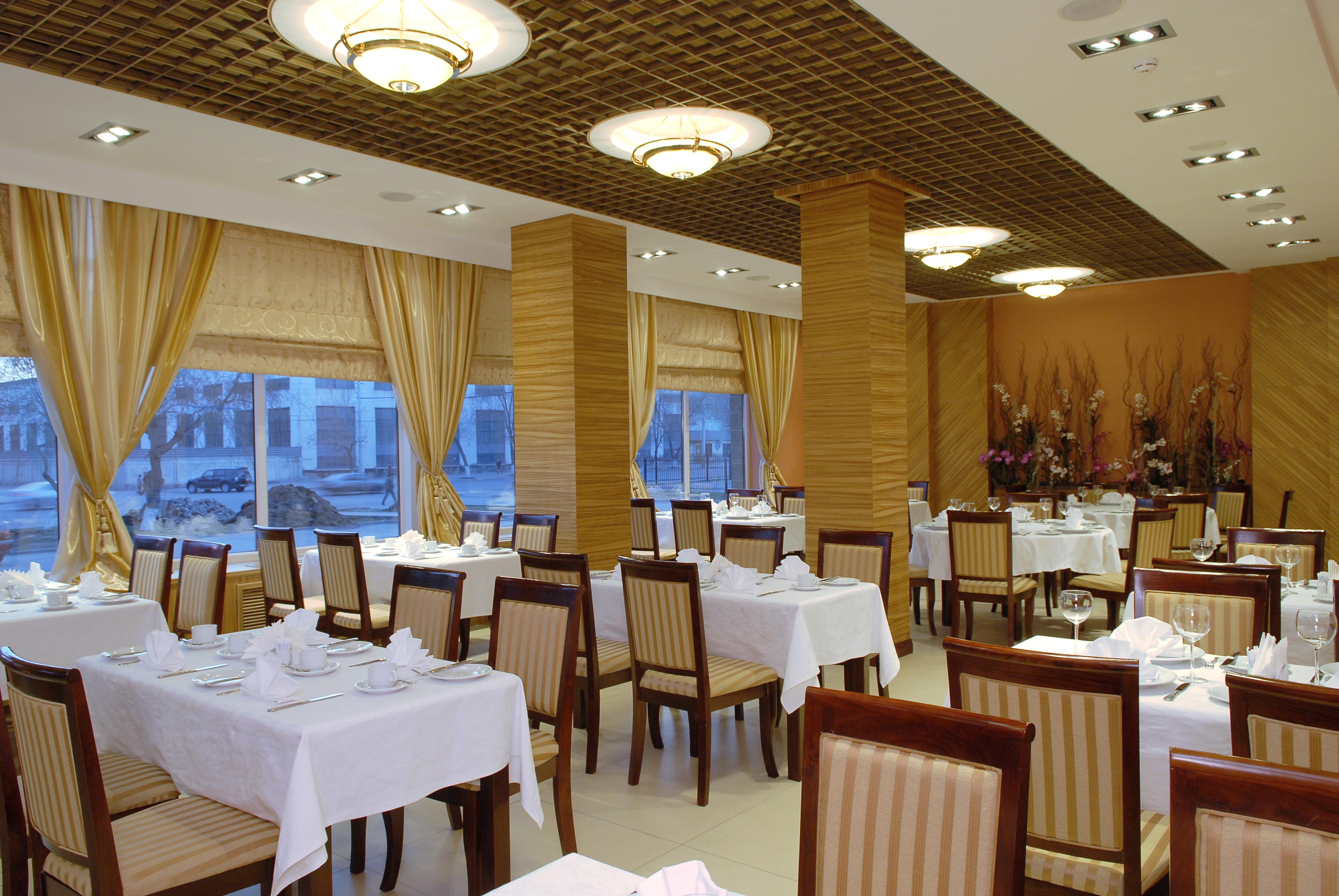 Hotel G Empire à Astana Extérieur photo