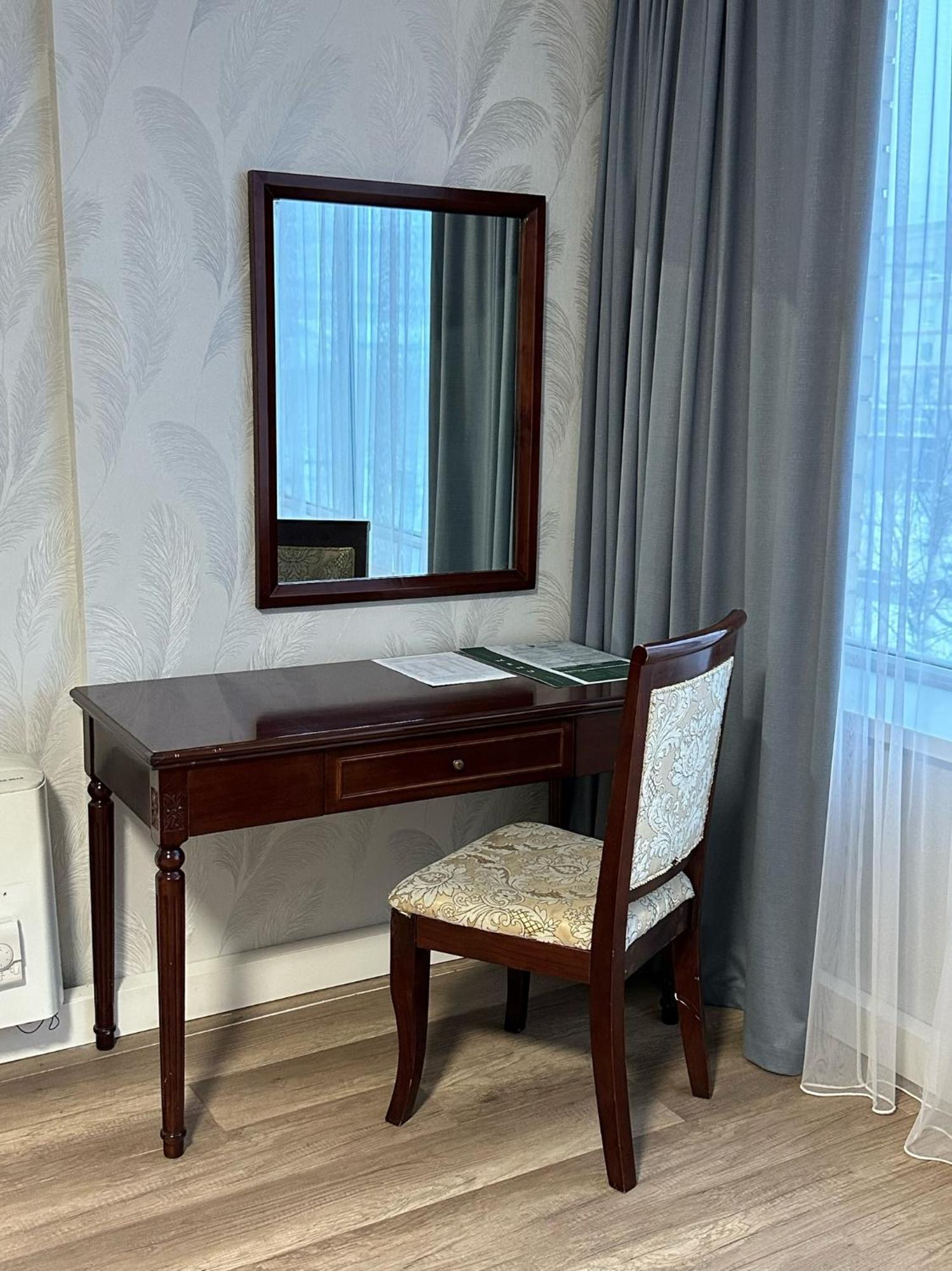 Hotel G Empire à Astana Extérieur photo