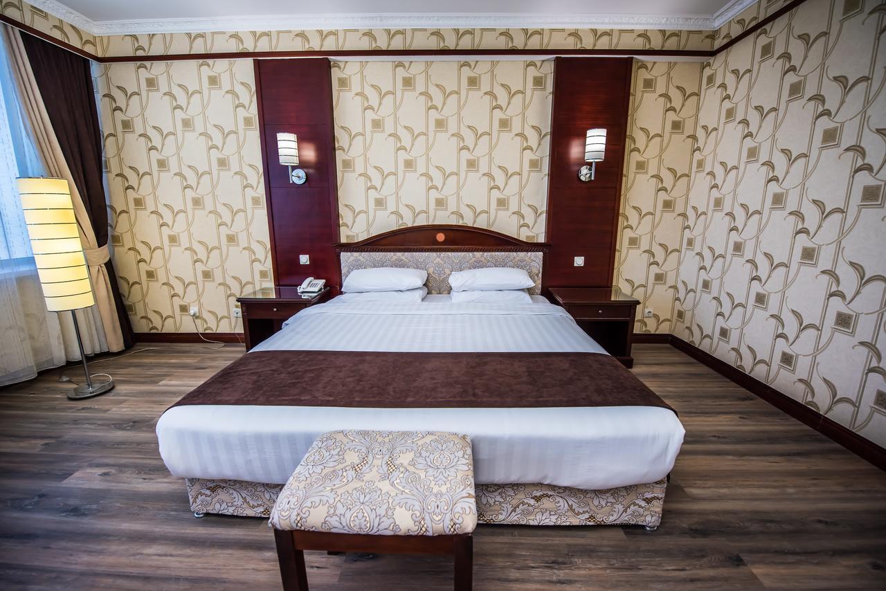 Hotel G Empire à Astana Extérieur photo